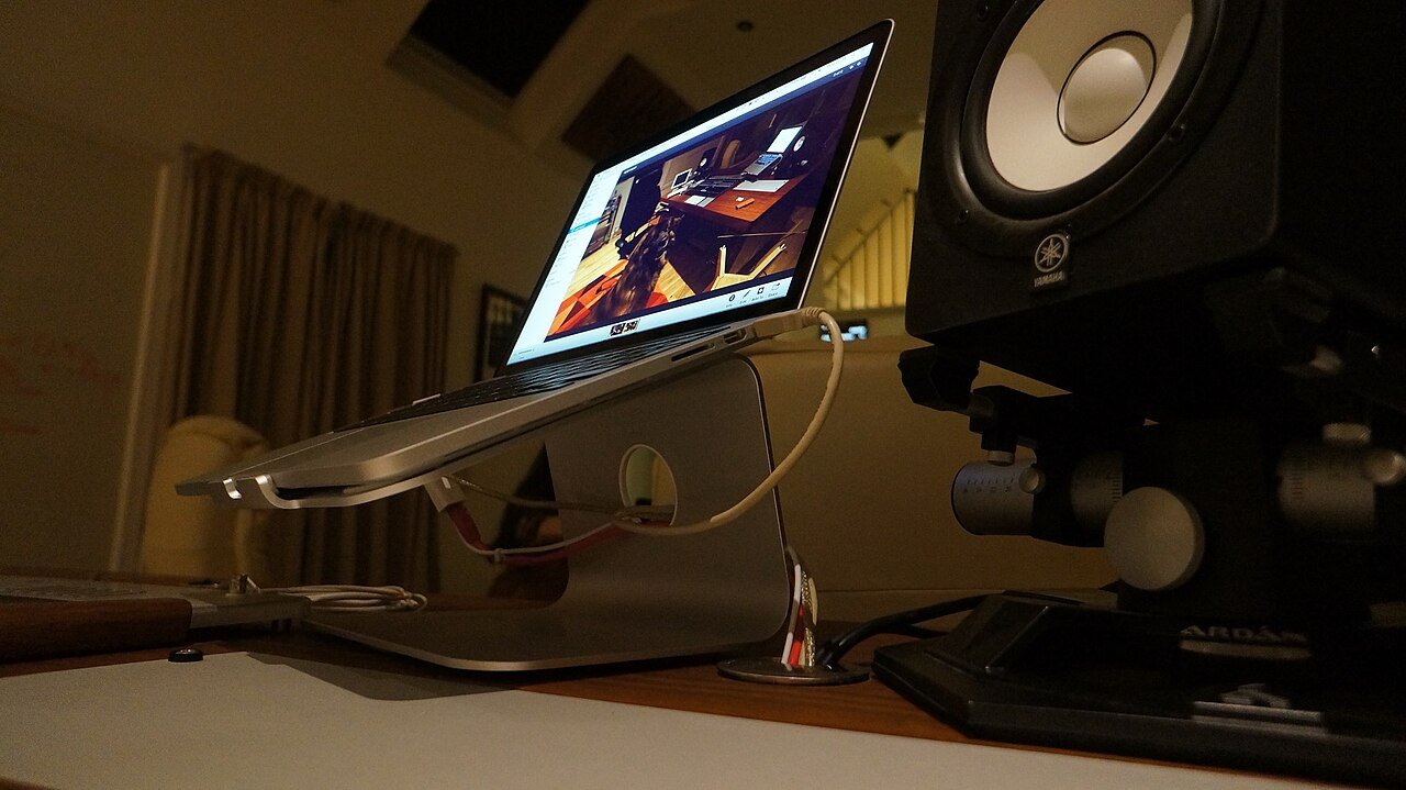 Best Laptop Stands in 2026: Ergonomic, Portable, and Desk Setups