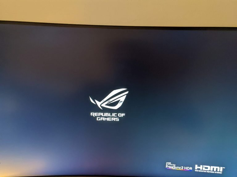 What Is Refresh Rate? Hz, Frame Rate, and Why 144Hz Feels Different